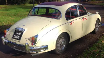 Daimler 250 V8