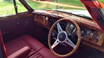 Daimler 250 V8