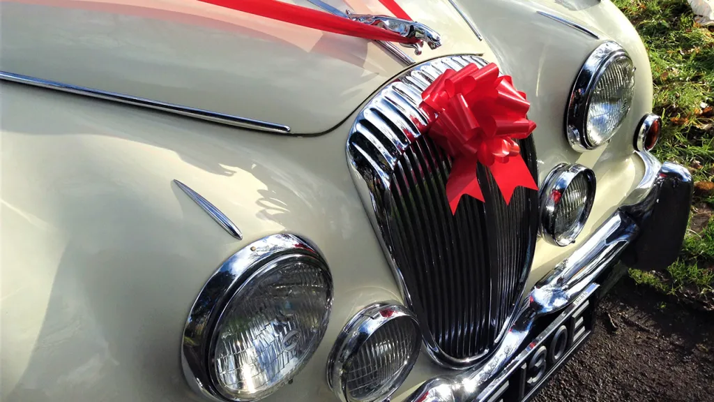 Daimler 250 V8