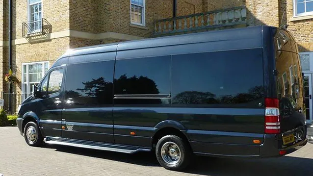 Mercedes Sprinter Bus