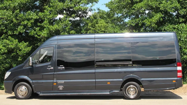 Mercedes Sprinter Bus