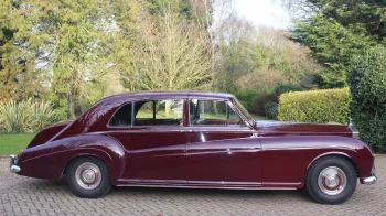 Rolls-Royce Phantom V Sedanca