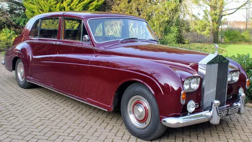 Rolls-Royce Phantom V Sedanca