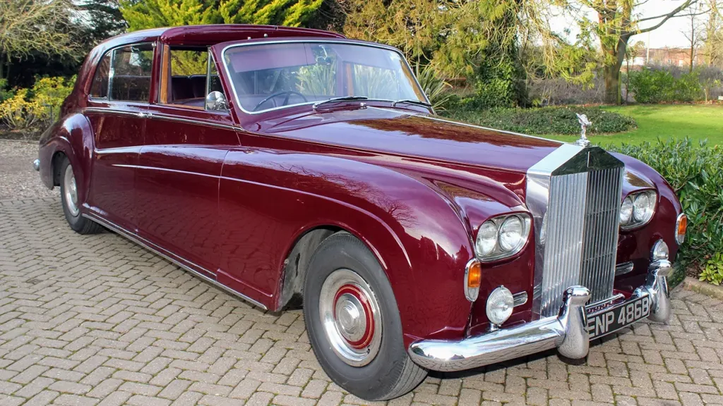 Rolls-Royce Phantom V Sedanca