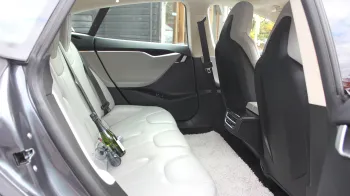 Tesla 'S' 85D