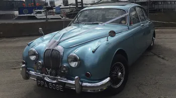 front view of Daimler 250 V8