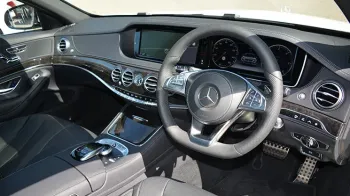 Balck leather Front seating area inside Mercedes S-class