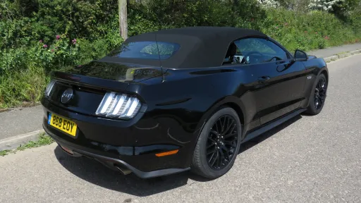 Ford Mustang 5.0L V8 GT Convertible