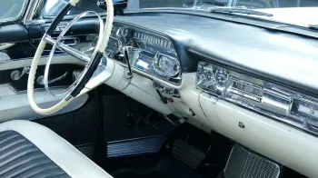 Cadillac Fleetwood Series 60 Special V8