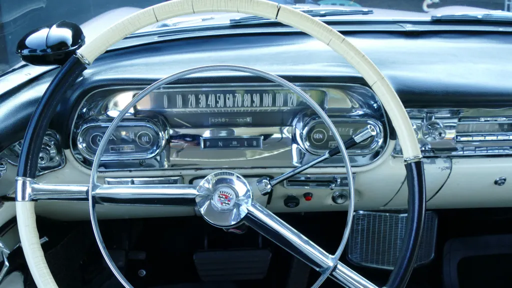 Cadillac Fleetwood Series 60 Special V8