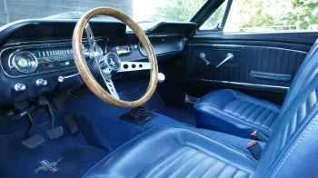 Ford Mustang Fastback V8