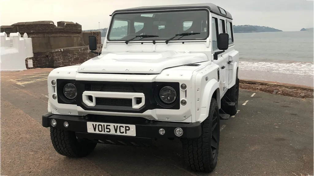 Land Rover Defender 110