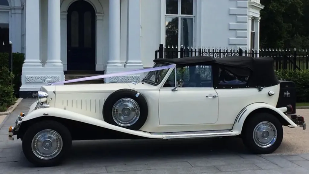 Beauford Convertible