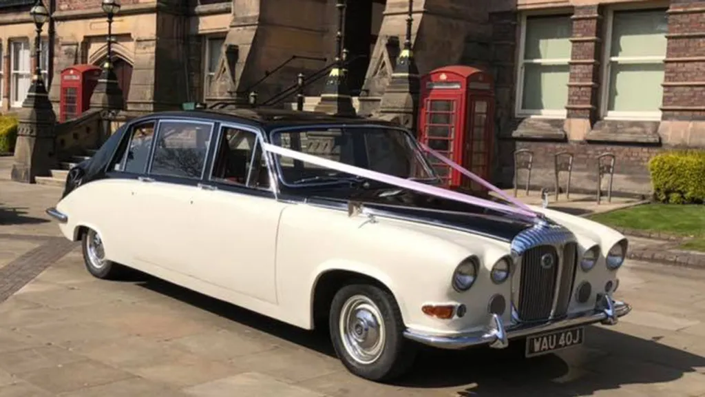 Daimler DS420 Limousine Wedding Car Hire Gravesend & Dartford, Kent