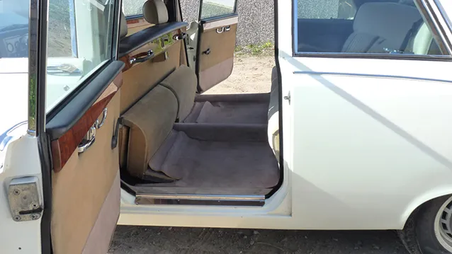 Daimler DS420 Limousine