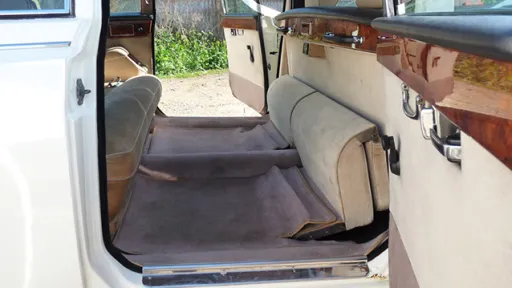 Daimler DS420 Limousine