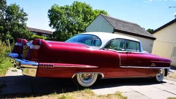 Cadillac Sedan De Ville
