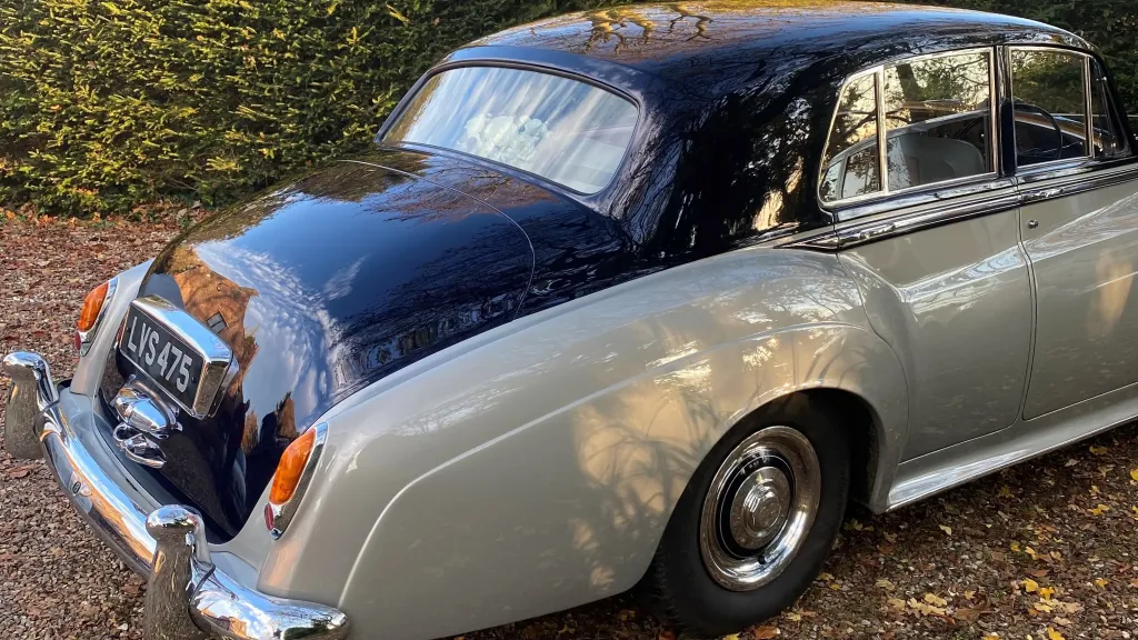 Bentley S2