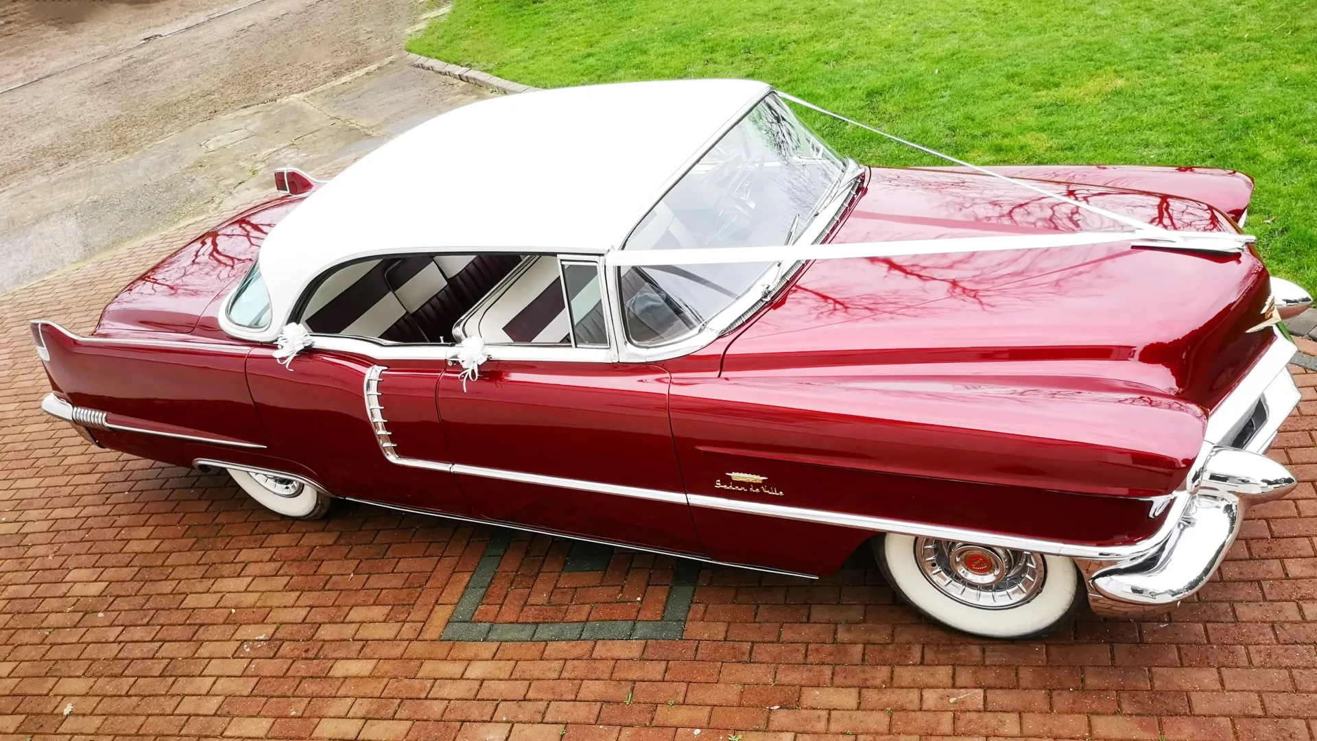 Cadillac Sedan De Ville