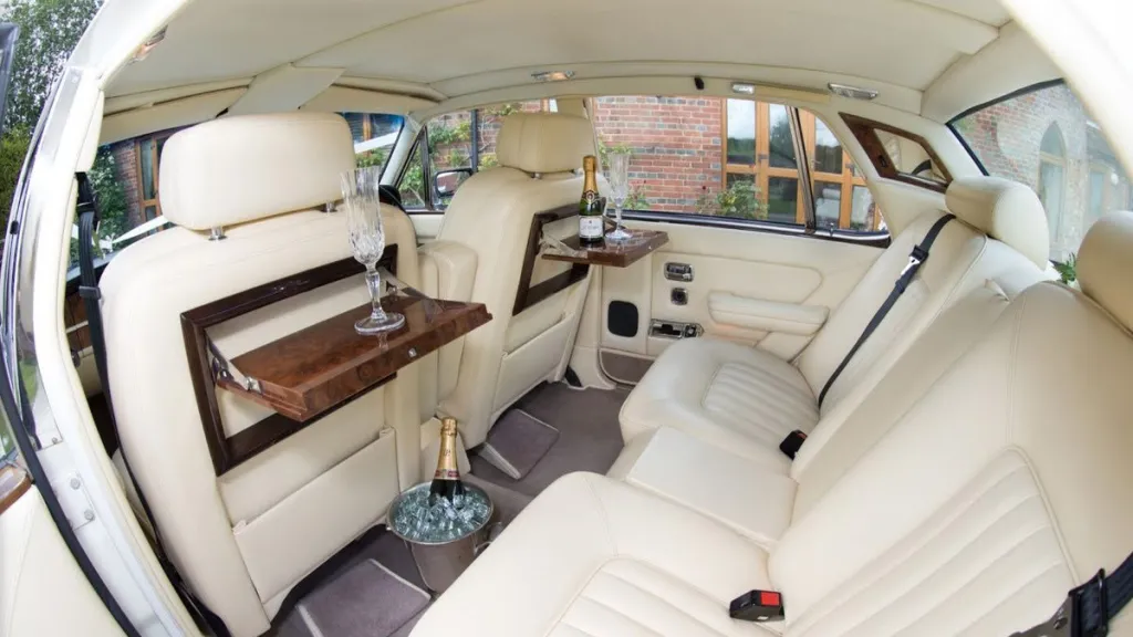 Rolls-Royce Silver Spirit