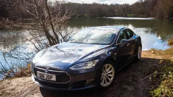 Tesla 'S' 85D