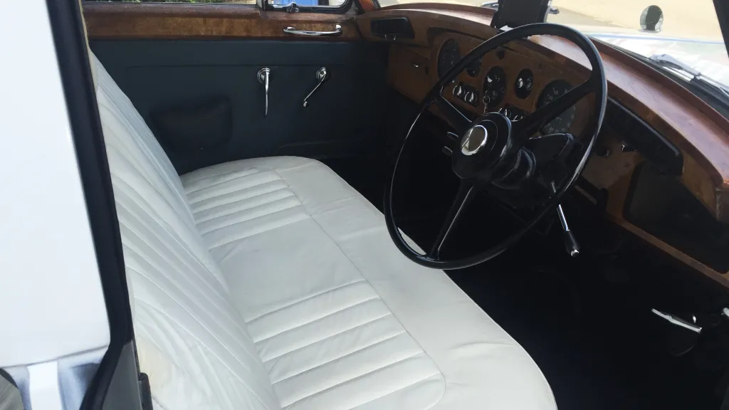 Rolls-Royce Silver Cloud II