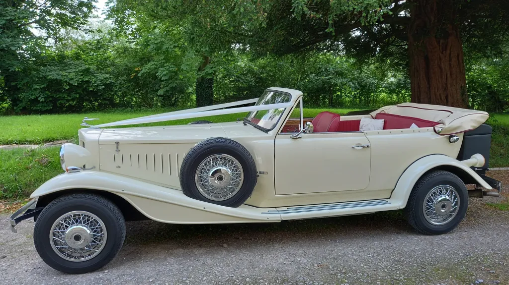 Beauford Convertible