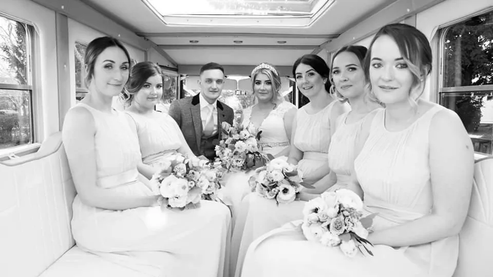 Asquith Mascot Wedding Bus
