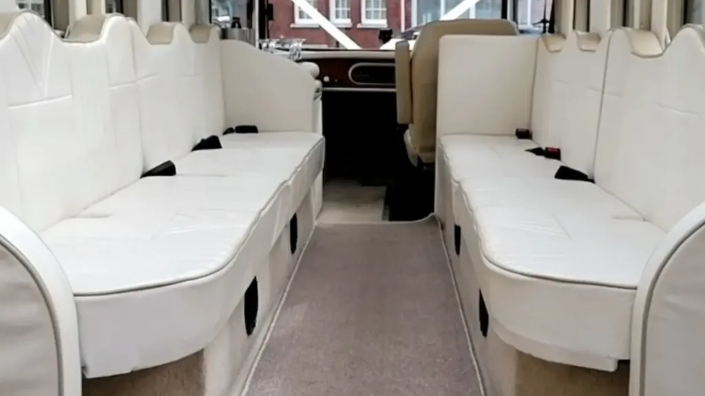 Asquith Mascot Wedding Bus