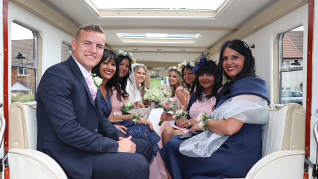 Asquith Mascot Wedding Bus