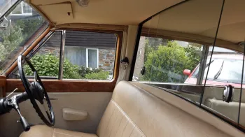7-seater classic limousine
