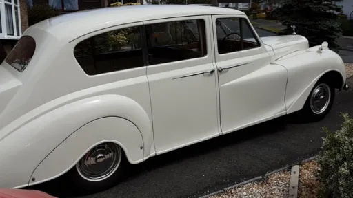 7-seater classic limousine