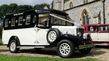 Asquith Mascot Wedding Bus