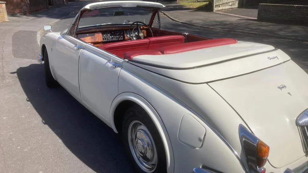 Daimler 250 V8 Convertible
