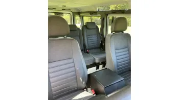 Land Rover Defender 110