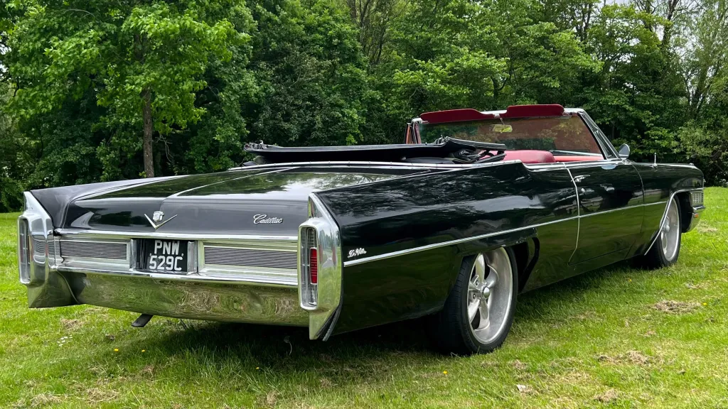 Cadillac De Ville Convertible