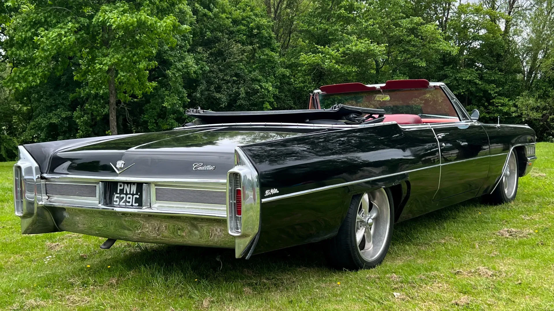 Cadillac De Ville Convertible
