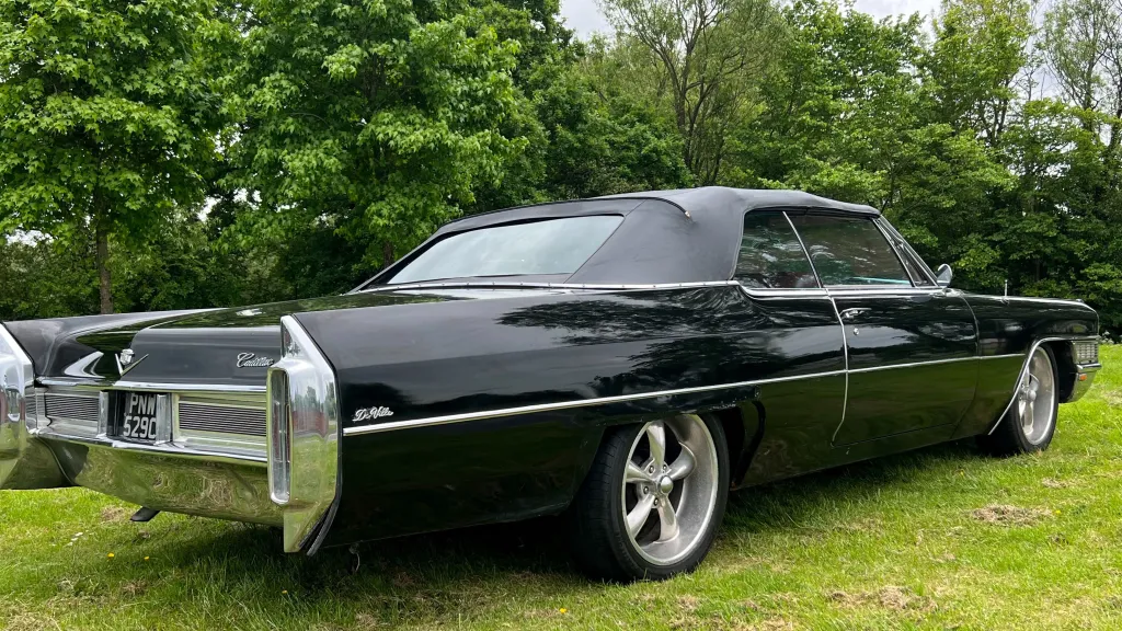 Cadillac De Ville Convertible