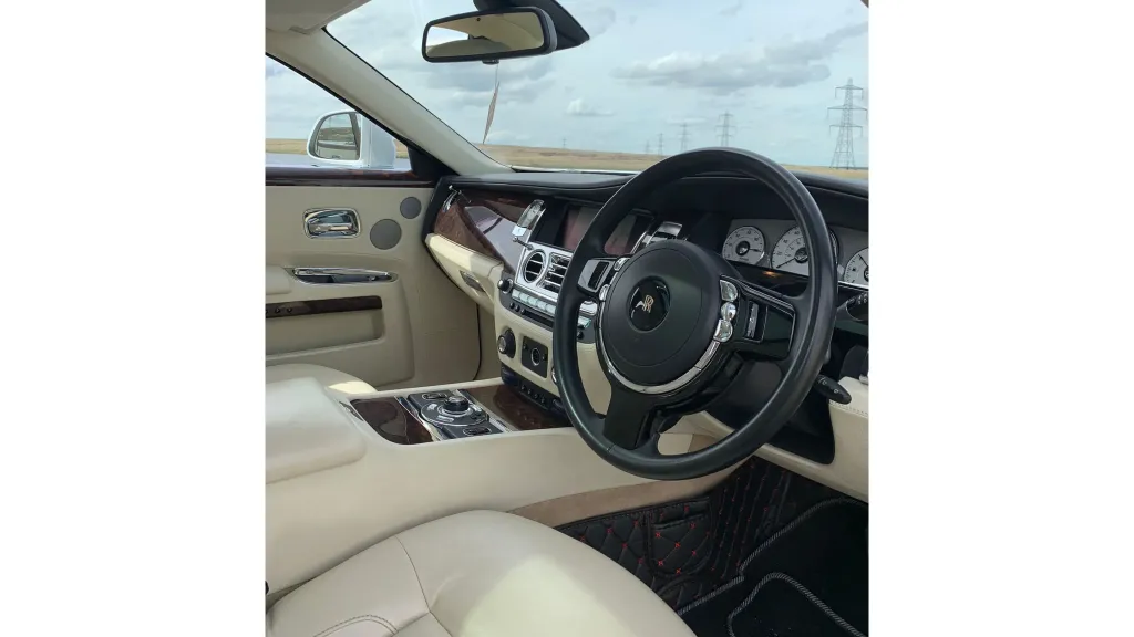 White rolls-Royce