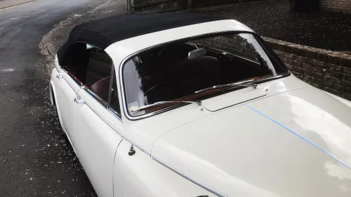 Daimler 250 V8 Convertible