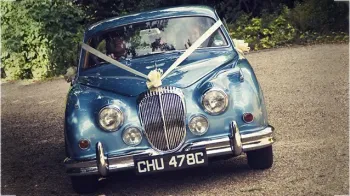 Daimler 250 V8