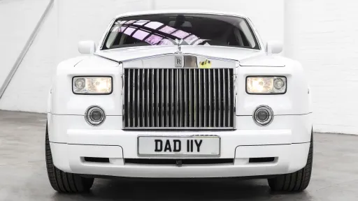 White Rolls-Royce Phantom