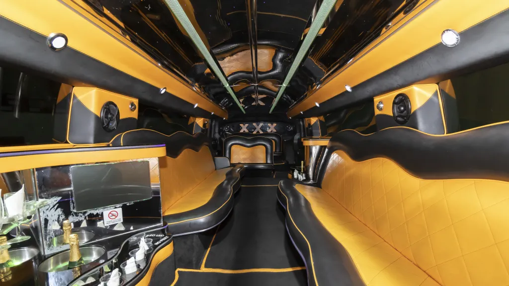 Hummer H2 limousine