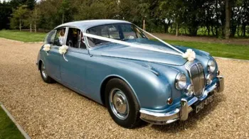 Daimler 250 V8