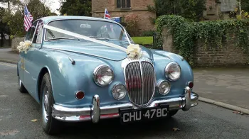 Daimler 250 V8