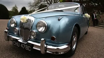Daimler 250 V8