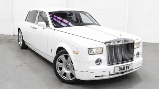 White Rolls-Royce Phantom