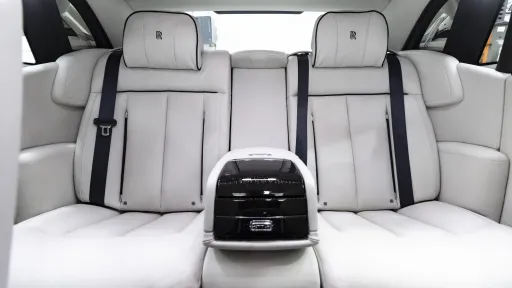 Rolls-Royce Phantom 8