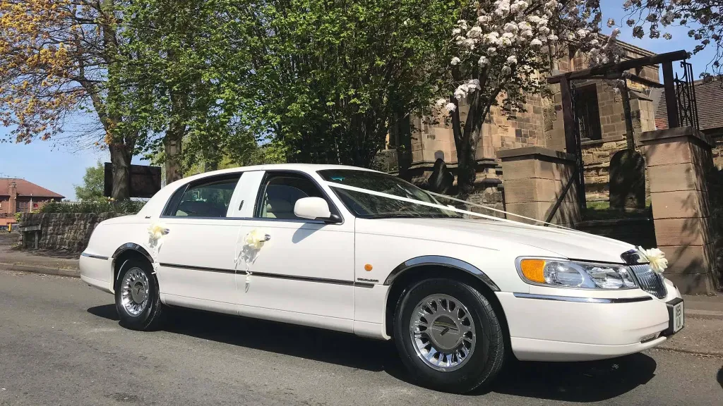 Lincoln Town Saloon Car