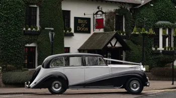 Rolls-Royce silver Wraith LWB